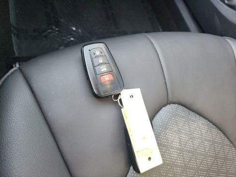 Used 2023 Toyota Camry XSE image 11