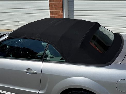 Used 2009 Ford Mustang GT RWD image 5