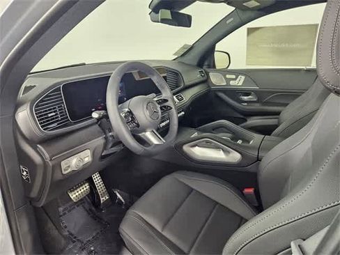 Certified 2025 Mercedes-Benz GLS 450 4MATIC image 9