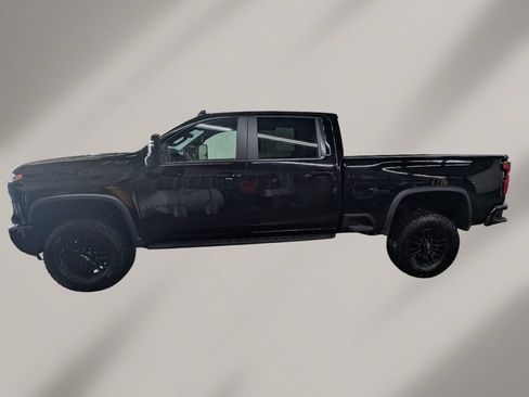 Used 2026 Chevrolet Silverado 2500 ZR2 w/ LPO, Dark Essentials Package AWD/4WD image 2