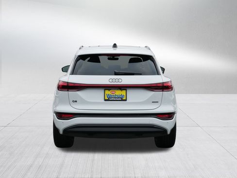 Used 2025 Audi Q6 e-tron Premium Plus w/ Premium Plus image 6