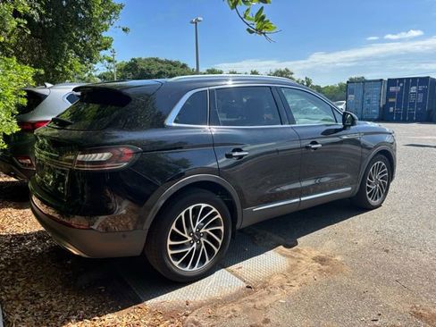 Used 2020 Lincoln Nautilus Reserve w/ Equipment Group 201A AWD/4WD image 3