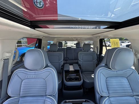 Used 2023 Lincoln Navigator L Black Label AWD/4WD image 50