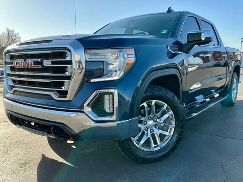 Used 2021 GMC Sierra 1500 SLT image 2