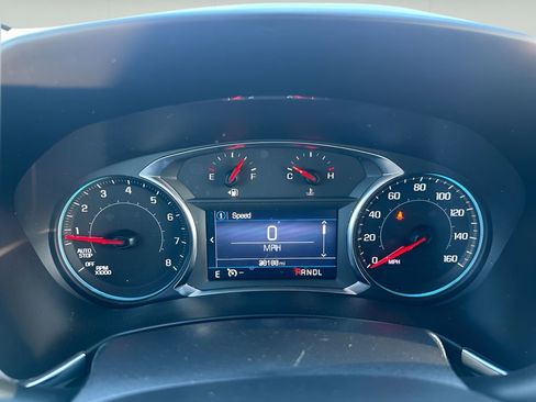 Used 2024 Chevrolet Equinox LT w/ Driver Convenience Package image 18