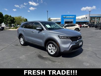 Used 2023 Kia Sorento LX