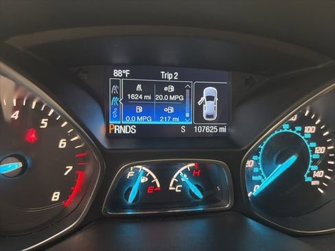 Used 2016 Ford Escape Titanium w/ Equipment Group 301A AWD/4WD image 22