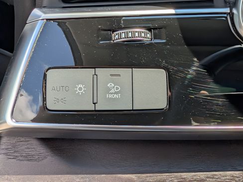 Certified 2023 Audi Q8 Premium Plus w/ Premium Plus Package AWD/4WD image 30