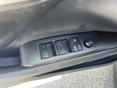 Used 2023 Toyota Camry SE FWD image 15