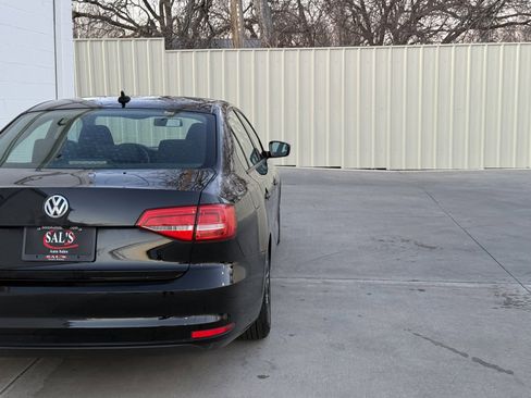 Used 2015 Volkswagen Jetta S image 10