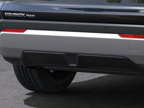 New 2025 Chevrolet Equinox LT w/ Convenience Package II image 14