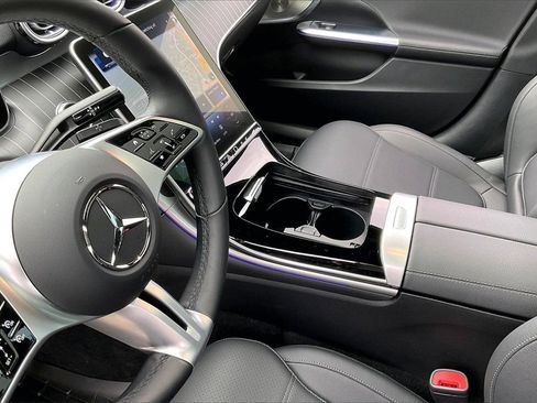 Certified 2025 Mercedes-Benz C 300 4MATIC Sedan image 12