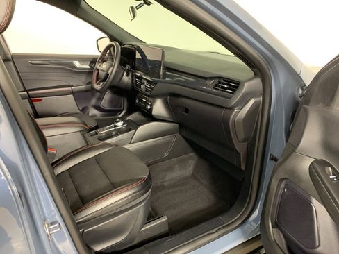 Used 2024 Ford Escape ST-Line w/ Tech Pack #1 image 36