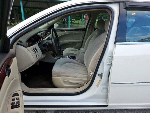 Used 2008 Buick Lucerne CX image 11