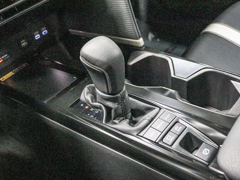 Certified 2025 Toyota Camry SE w/ Convenience Package FWD image 24