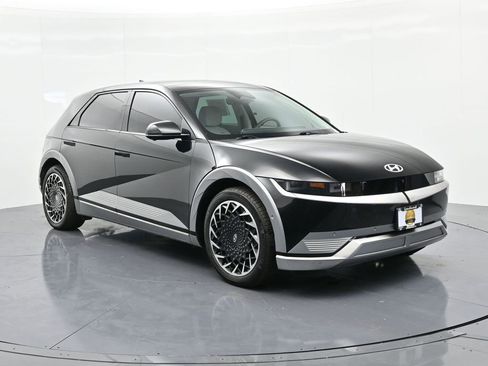 Used 2023 Hyundai Ioniq 5 Limited image 4