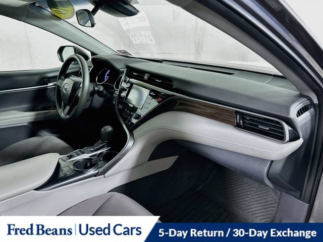 Used 2019 Toyota Camry LE FWD image 36