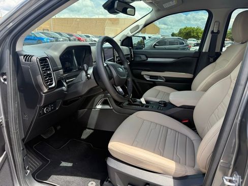 Used 2026 Ford Ranger Lariat w/ FX4 Off-Road Package AWD/4WD image 16