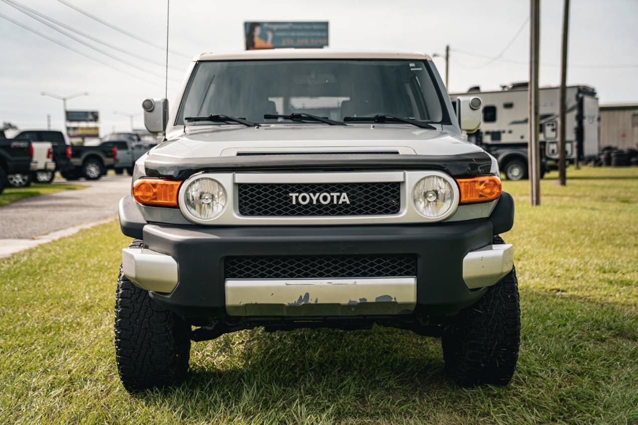 Used 2014 Toyota FJ Cruiser 4WD w/ Convenience Package image 9