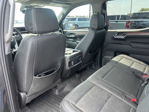 Used 2024 GMC Sierra 1500 Denali AWD/4WD image 37