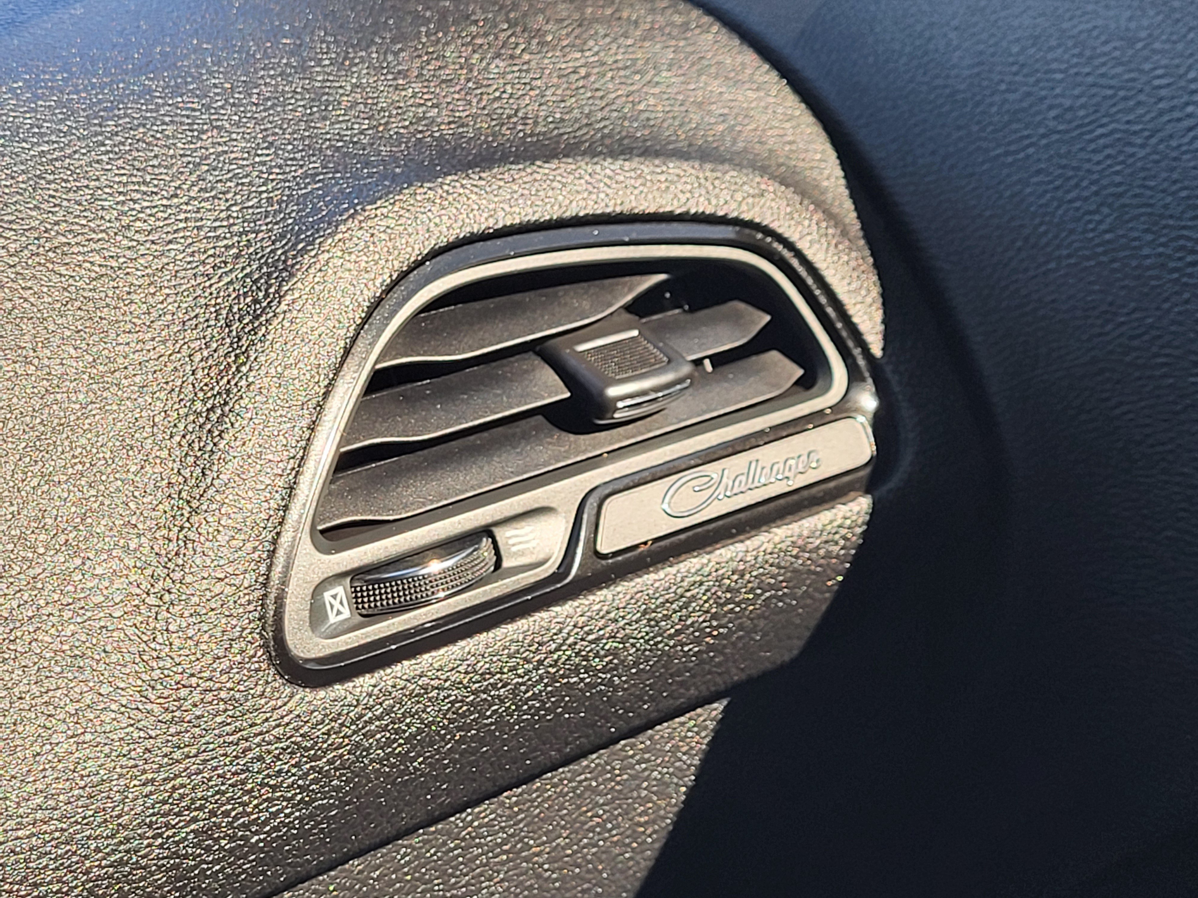 Used 2021 Dodge Challenger SXT RWD image 21