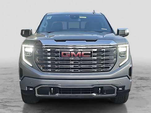 Used 2025 GMC Sierra 1500 Denali image 2