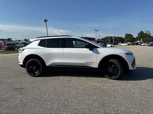 New 2025 Chevrolet Equinox EV RS w/ Active Safety Package 3 image 9