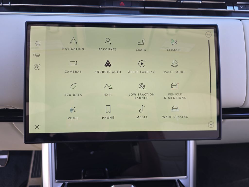 New 2026 Land Rover Range Rover SE AWD/4WD image 23