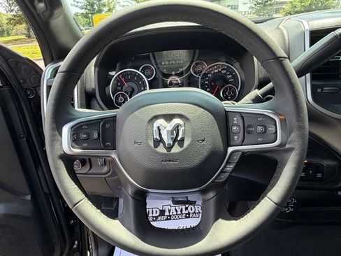 Used 2025 RAM 2500 Big Horn AWD/4WD image 15