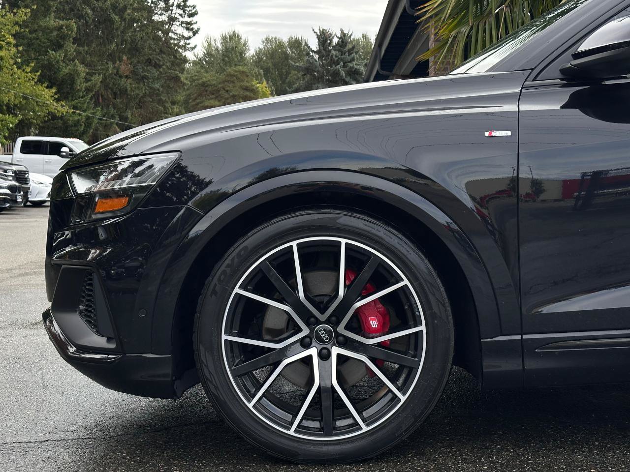 Used 2019 Audi Q8 Prestige w/ Luxury Package AWD/4WD image 50