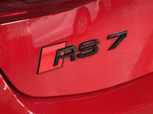 Used 2021 Audi RS 7 Sportback AWD/4WD image 32