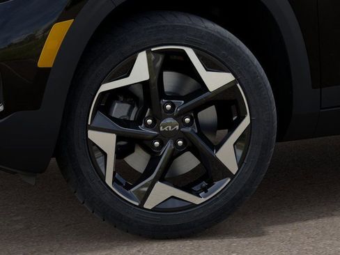 New 2025 Kia Seltos EX image 9