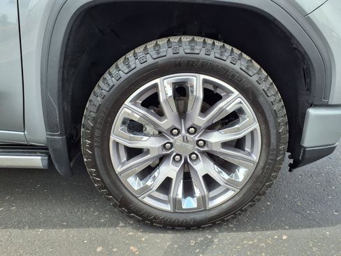 Used 2024 GMC Sierra 1500 Denali w/ Denali Reserve Package AWD/4WD image 9