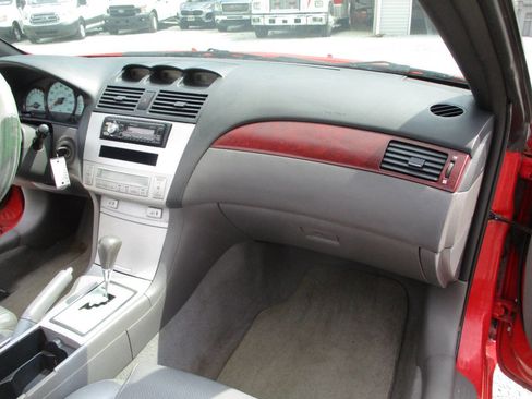 Used 2004 Toyota Solara SLE FWD image 14