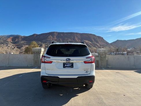Used 2023 Subaru Ascent Touring image 7