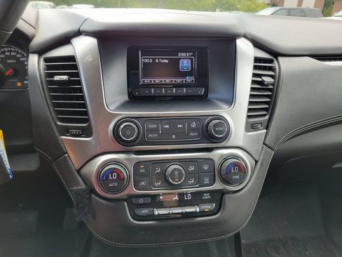 Used 2017 Chevrolet Tahoe 4WD w/ Remote Keyless Entry Package image 27