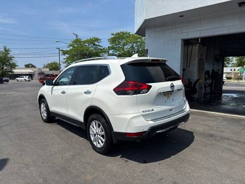 Used 2020 Nissan Rogue SV AWD/4WD image 4