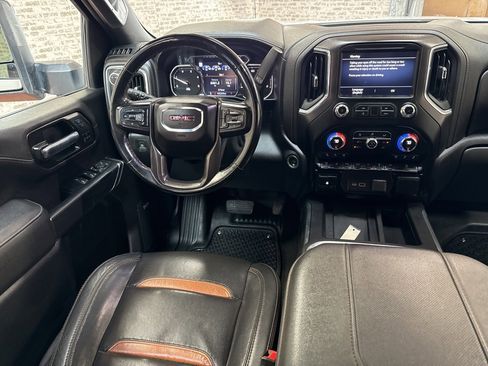 Used 2023 GMC Sierra 2500 AT4 w/ AT4 Preferred Package image 16