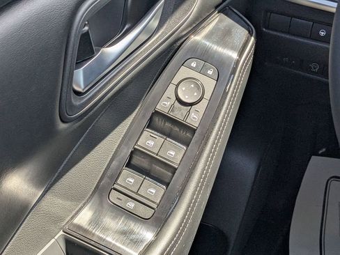 Used 2026 Nissan Rogue SV image 20