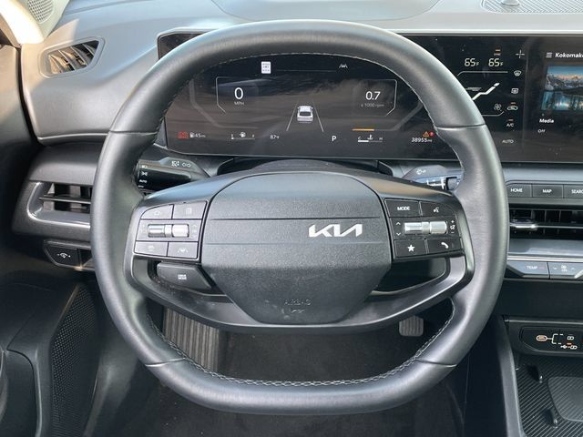 Used 2025 Kia K4 EX FWD image 11