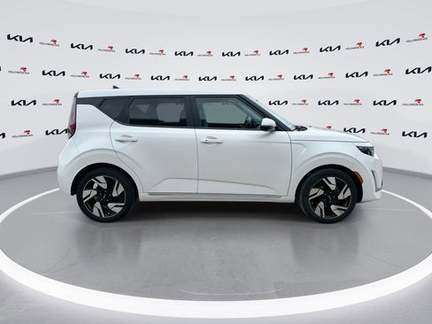 Certified 2024 Kia Soul GT-Line FWD image 9