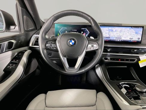Certified 2026 BMW X5 xDrive40i AWD/4WD image 8