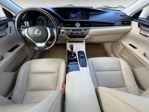 Used 2013 Lexus ES 350 w/ Premium Pkg image 10
