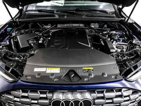 New 2025 Audi Q5 Premium image 11