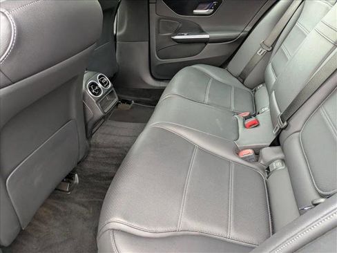 Used 2024 Mercedes-Benz C 300 4MATIC Sedan image 14