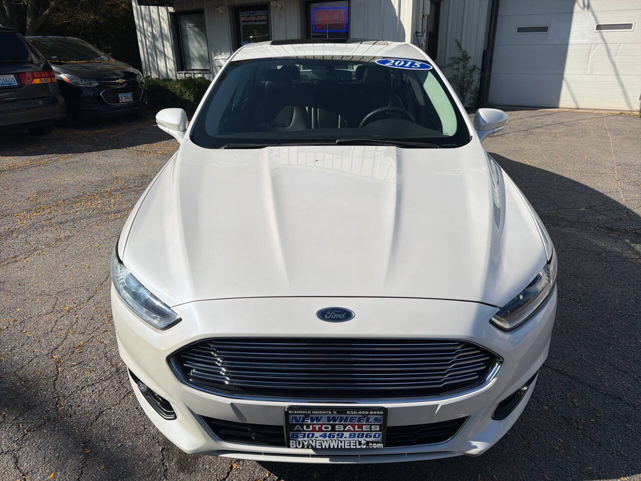 Used 2015 Ford Fusion Energi Titanium FWD image 3
