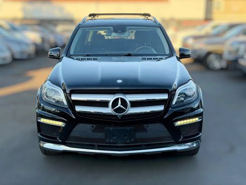 Used 2015 Mercedes-Benz GL 550 4MATIC image 4