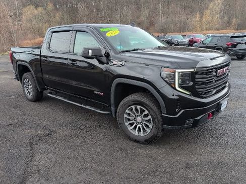 Used 2022 GMC Sierra 1500 AT4 AWD/4WD image 8