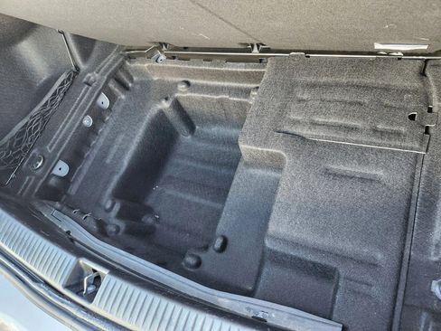 Used 2017 Mercedes-Benz C 300 4MATIC Sedan image 30