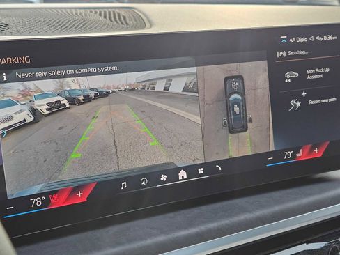 Used 2025 BMW X7 xDrive40i w/ Executive Package image 28